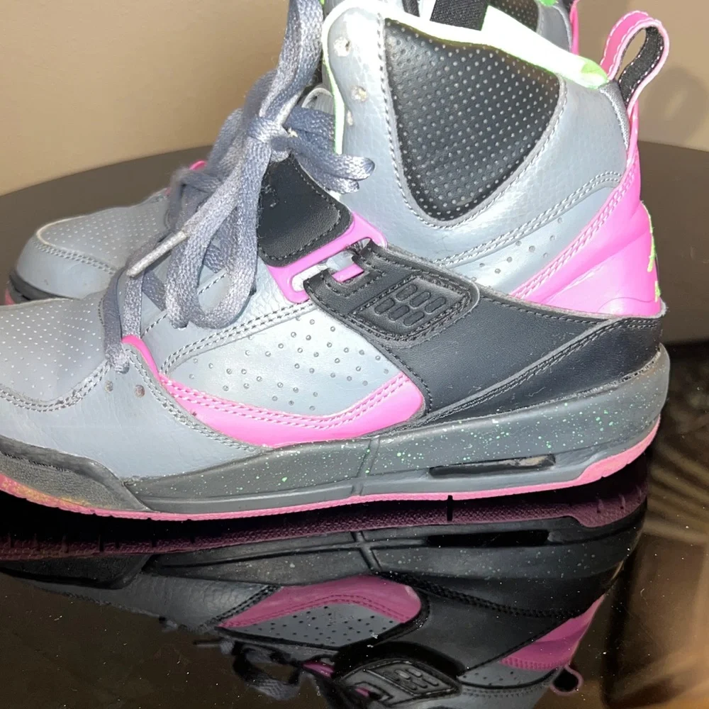 Jordan Flight 45 High GS Cool Grey Flash Lime Club Pink Size 5Y Sneakers 6.5 Wom